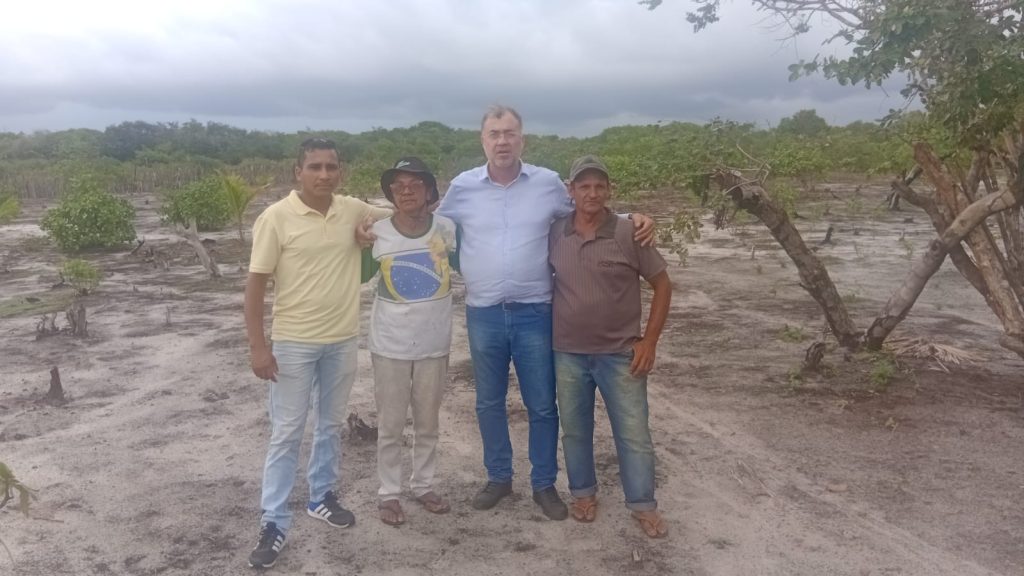 Prefeitura de Primeira Cruz fortalece agricultura familiar com assistência técnica direta ao produtor rural