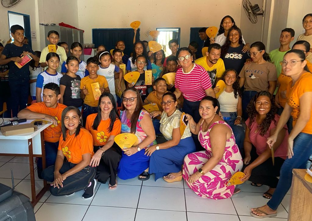 Finalizando o Maio Laranja: Primeira Cruz promove conscientização nos povoados sobre os direitos das crianças e adolescentes
