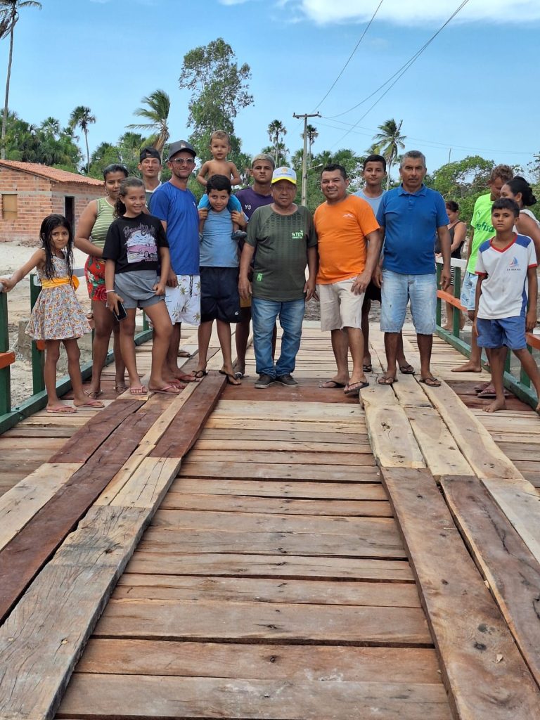 Infraestrutura avança em Primeira Cruz com abastecimento de água e entrega de obras